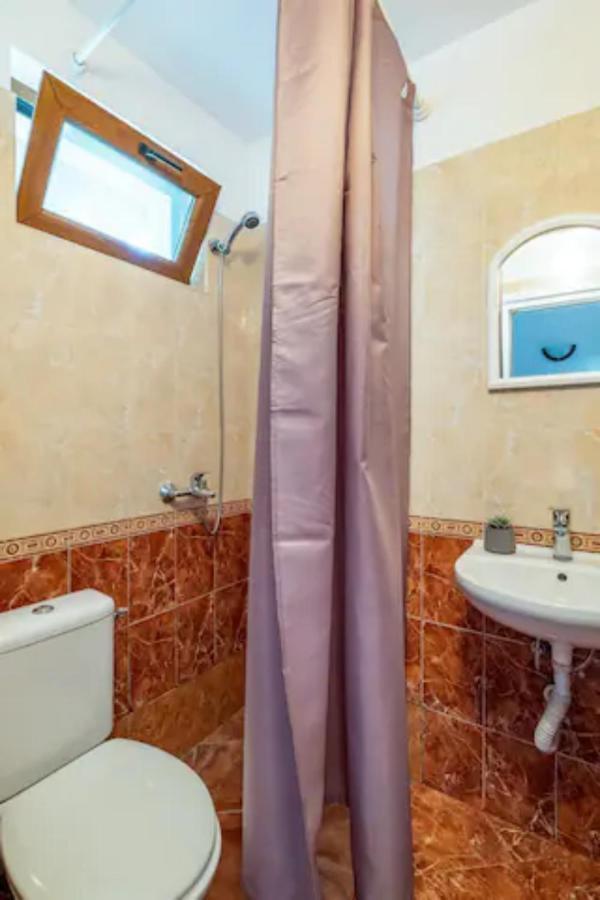 Guest House Geranium ارباناسي المظهر الخارجي الصورة