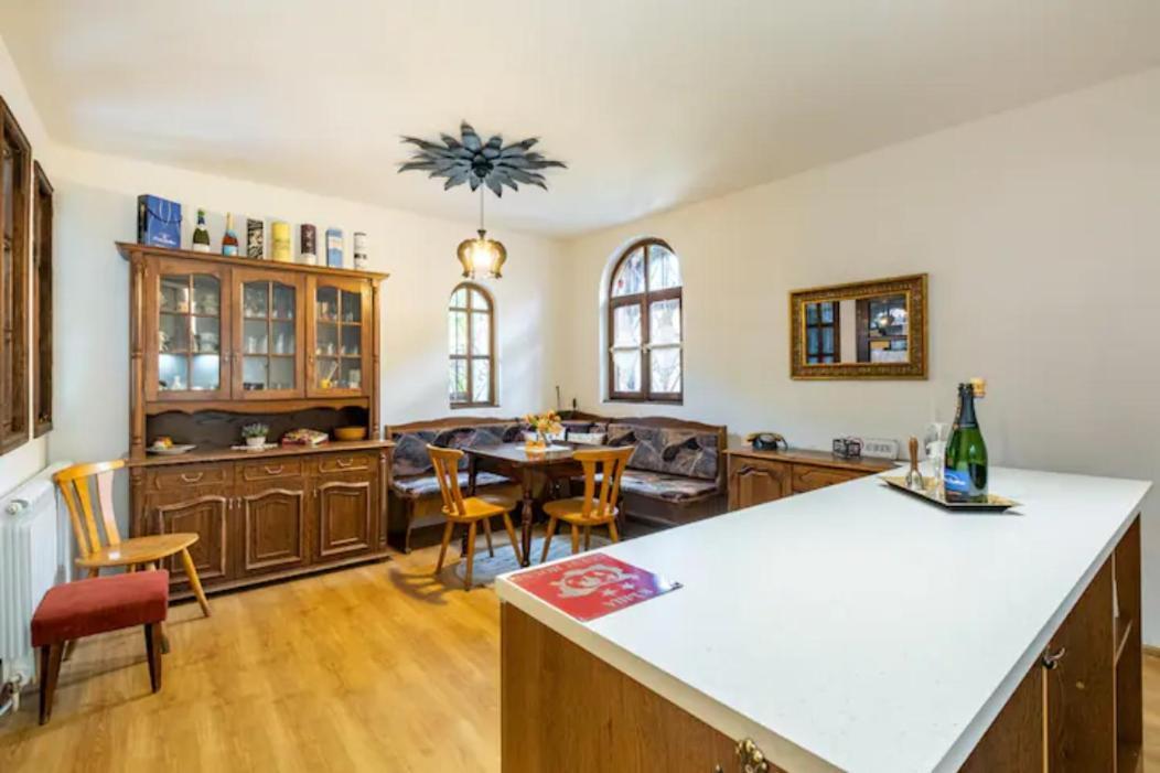 Guest House Geranium ارباناسي المظهر الخارجي الصورة