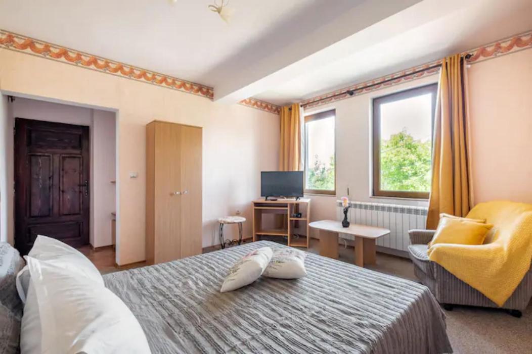 Guest House Geranium ارباناسي المظهر الخارجي الصورة