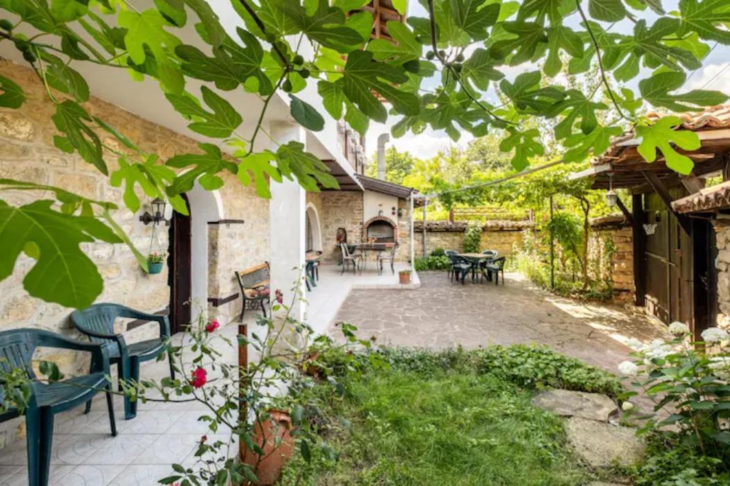 Guest House Geranium ارباناسي المظهر الخارجي الصورة
