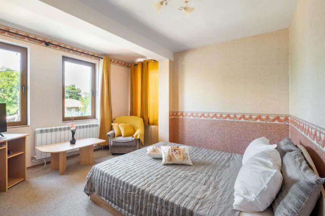 Guest House Geranium ارباناسي المظهر الخارجي الصورة