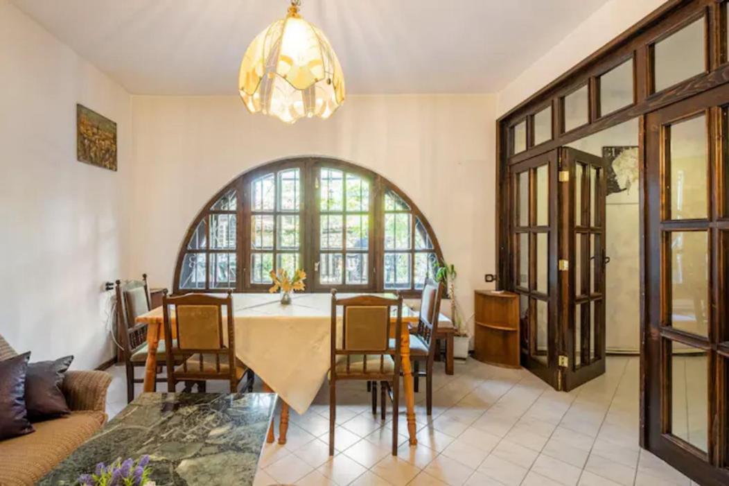 Guest House Geranium ارباناسي المظهر الخارجي الصورة